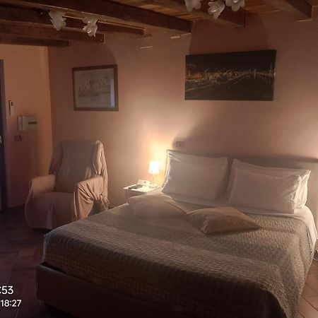 Suite Felix Fiumicino Zewnętrze zdjęcie