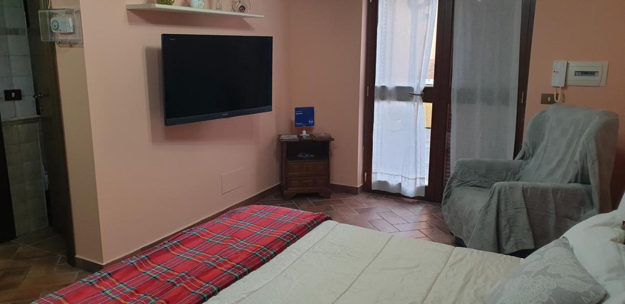 Suite Felix Fiumicino Zewnętrze zdjęcie
